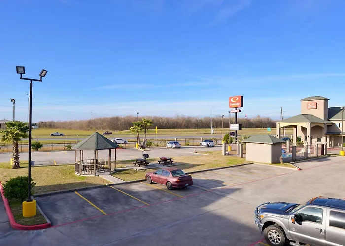 Econo Lodge Inn & Suites Port Arthur Near Sabine Pass